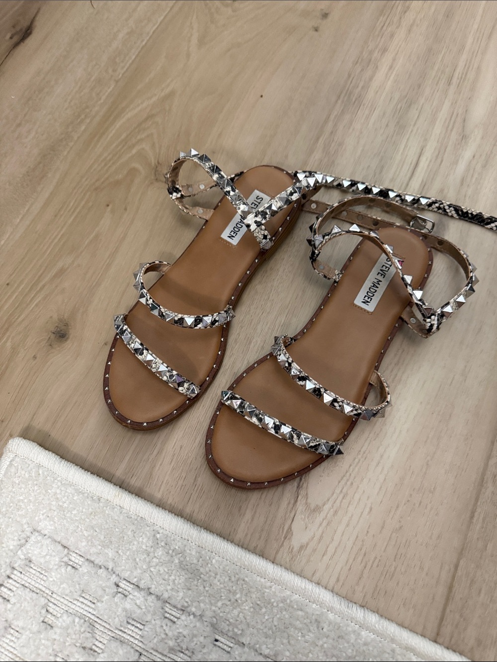 Steve Madden Tan Sandals with Silver Pyramid Studs